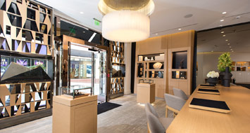 广州世界贸易中心宝齐莱专卖店售后维修保养服务中心